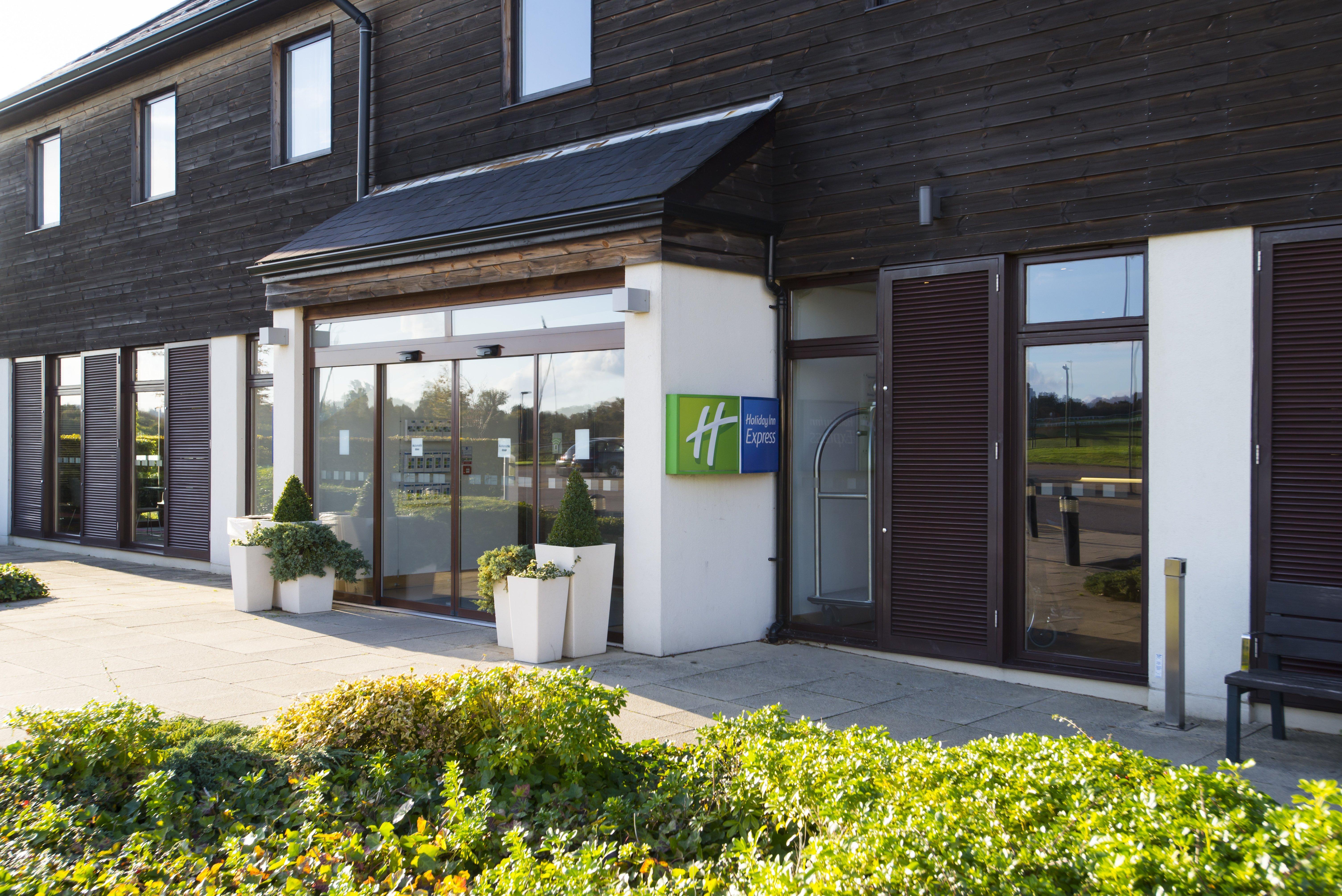 Express London - Downs By Ihg Epsom