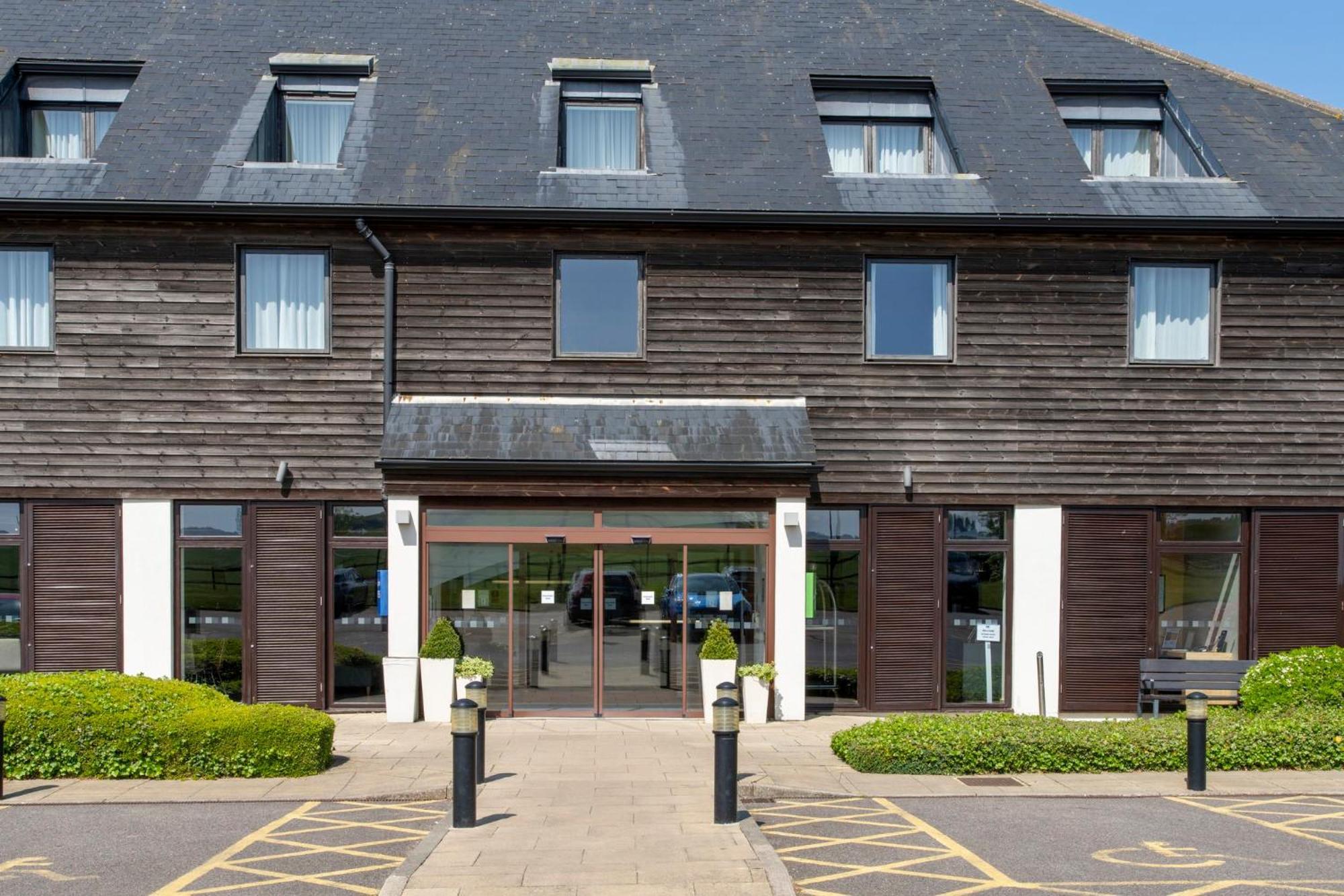 Express London - Downs By Ihg 3* Epsom