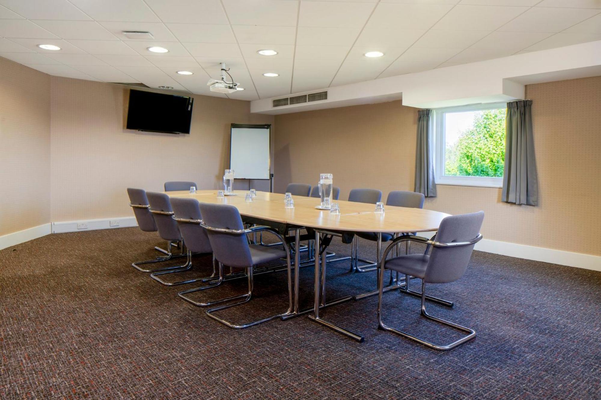 Express London - Downs By Ihg 3* Epsom