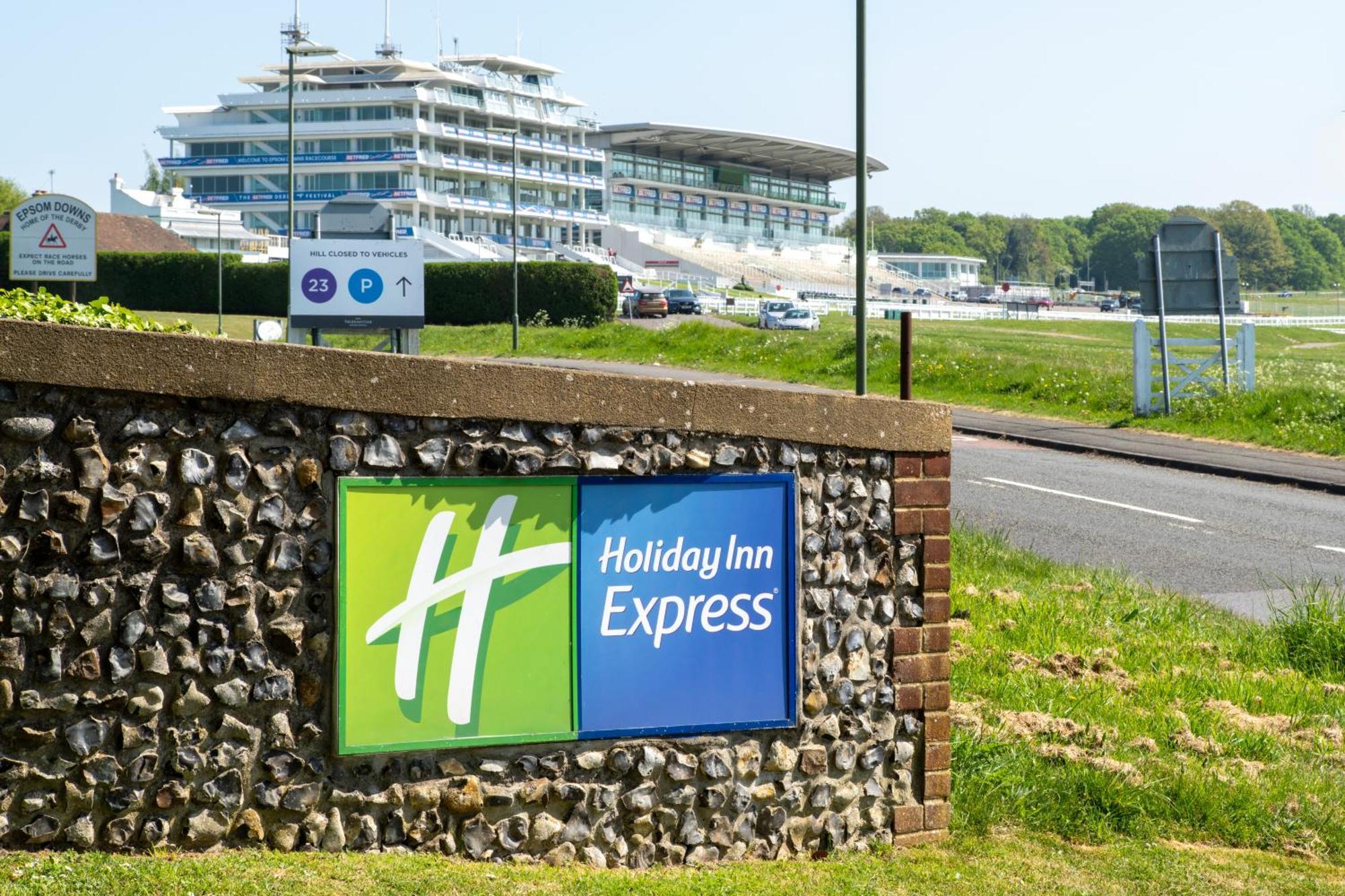 Express London - Downs By Ihg Hotel